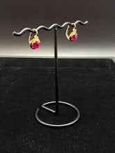 Load image into Gallery viewer, Gold Ruby Earrings
