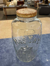 Load image into Gallery viewer, Glass Vintage Clear 2 Piece Jar