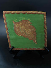 Load image into Gallery viewer, Leaf Ceramic Multi-Color 6 Piece Plates