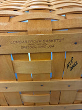 Load image into Gallery viewer, Longaberger 3 Piece Basket