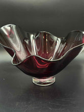 Load image into Gallery viewer, Glass Amethyst Bowl