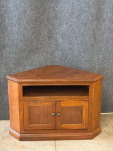 Load image into Gallery viewer, Oak Corner Media Stand