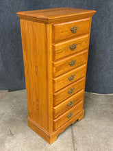 Load image into Gallery viewer, Oak 7-Drawer Lingerie Chest