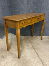 Load image into Gallery viewer, 3 Drawer Console Tablle