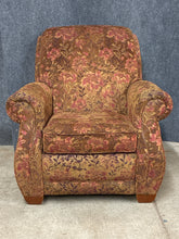 Load image into Gallery viewer, La-Z-Boy Floral Upholstered Recliner