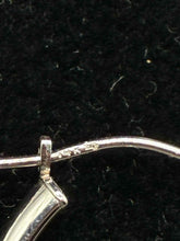Load image into Gallery viewer, Gold Earrings