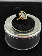 Load image into Gallery viewer, Gold Ring