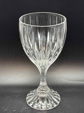 Load image into Gallery viewer, 4 Piece Mikasa Park Lane Glasses