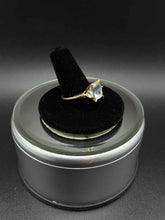 Load image into Gallery viewer, Gold Ring