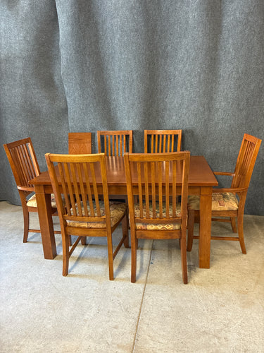 Mission-Style Oak Dining Table with 6 Chairs and 1 Leaf