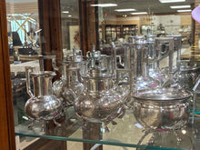Load image into Gallery viewer, Silverplate 6 Piece Tea/Coffee Set