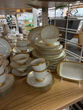 Load image into Gallery viewer, Gold Trim Porcelain Dinnerware set