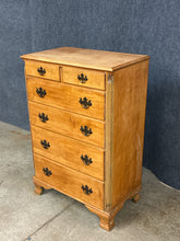 Load image into Gallery viewer, Maple 5-Drawer Chest