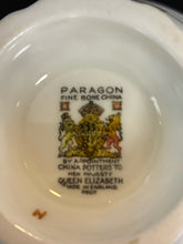 Load image into Gallery viewer, Paragon Gold Trim Floral Dinnerware set
