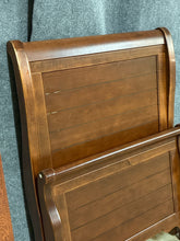 Load image into Gallery viewer, Vaughn Bassett Twin Size Sleigh Bed