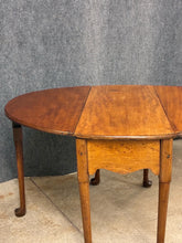 Load image into Gallery viewer, Antique Gateleg Drop Leaf Dining Table