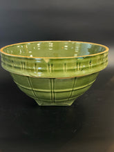 Load image into Gallery viewer, McCoy Pottery Mixing bowl