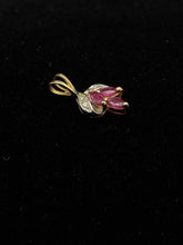 Load image into Gallery viewer, Gold Pendant