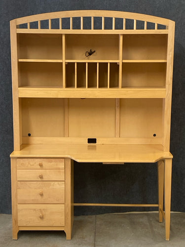 Stanley Furniture Maple Desk
