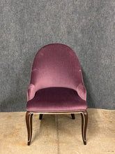 Load image into Gallery viewer, Baker Barbara Barry Doyenne Chair