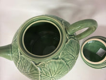 Load image into Gallery viewer, 2 Piece Bordallo Pinheiro Ceramic Green Tea/Coffee Pot