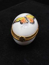 Load image into Gallery viewer, Limoges Porcelain White Print Trinket dish
