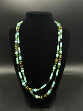 Load image into Gallery viewer, Necklace