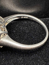 Load image into Gallery viewer, Sterling Silver Ring