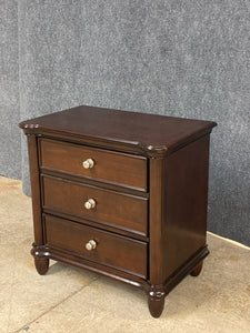 Traditional Dark Cherry 3-Drawer Nightstand