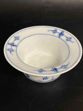 Load image into Gallery viewer, Royal Copenhagen Bowl