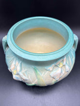 Load image into Gallery viewer, Roseville Pottery Vase
