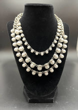 Load image into Gallery viewer, 2 Piece Pierced Silvertone Jewelry set