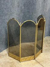 Load image into Gallery viewer, Vintage Brass Four-Panel Fireplace Screen