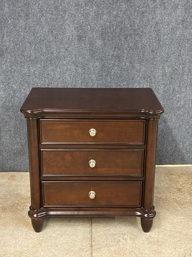 Traditional Dark Cherry 3-Drawer Nightstand