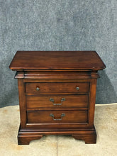 Load image into Gallery viewer, Vaughan Furniture Traditional Cherry Nightstand with Pull-Out Tray