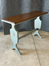 Load image into Gallery viewer, Distressed Cottage Console Table