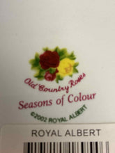 Load image into Gallery viewer, Royal Albert Floral 2 Piece Jar