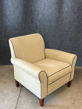 Load image into Gallery viewer, Ethan Allen Accent Chair With Blue Piping