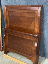 Load image into Gallery viewer, Vaughn Bassett Twin Size Sleigh Bed