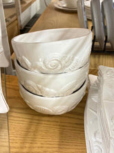 Load image into Gallery viewer, Ceramic 18 Piece White Dinnerware set