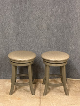 Load image into Gallery viewer, Counter Height Grey Leather Backless Swivel Stools