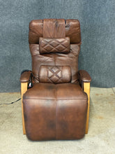 Load image into Gallery viewer, Svago ZGR Zero Gravity Power Recliner with Massage &amp; Heat