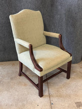 Load image into Gallery viewer, Chair