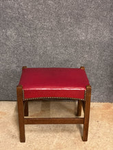Load image into Gallery viewer, Stickley Quarter-Sawn Oak Mission Chair with Ottoman, Red Leather Cushions