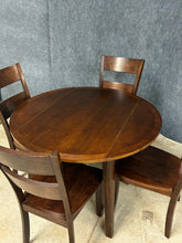 Load image into Gallery viewer, Drop Leaf Dining Table with 4 Chairs