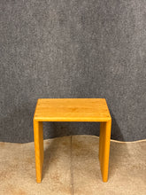 Load image into Gallery viewer, Pompanoosuc Mills Side Table
