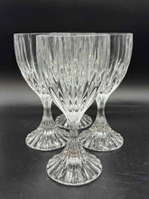 Load image into Gallery viewer, 4 Piece Mikasa Park Lane Glasses