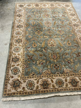 Load image into Gallery viewer, Hand-Knotted Wool Sultanabad-Style Rug