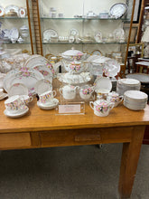 Load image into Gallery viewer, Noritake Gold Trim Floral Ceramic White Dinnerware set