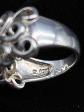 Load image into Gallery viewer, Sterling Silver Ring